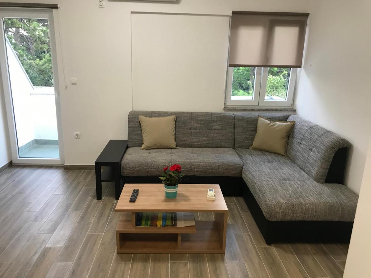 Apartments Lena Baška Eksteriør billede
