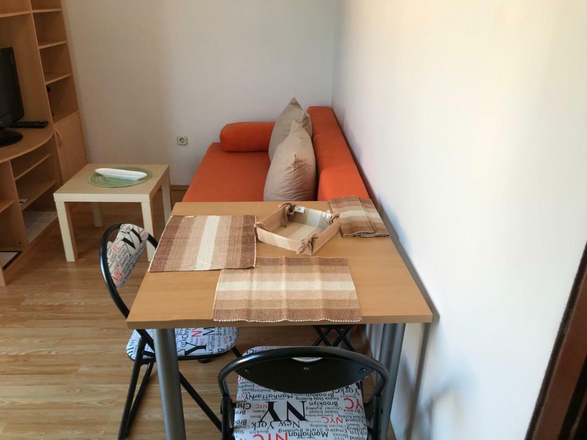 Apartments Lena Baška Eksteriør billede
