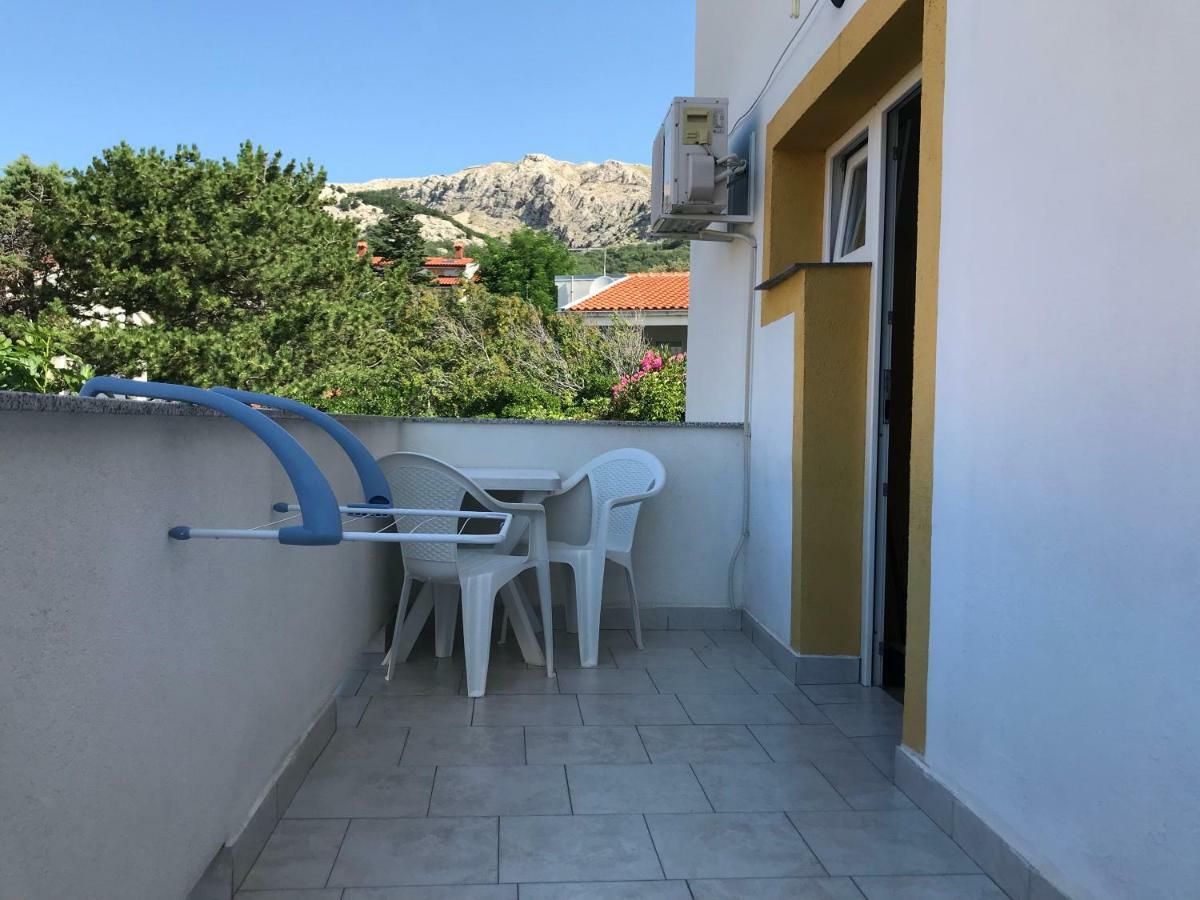 Apartments Lena Baška Eksteriør billede