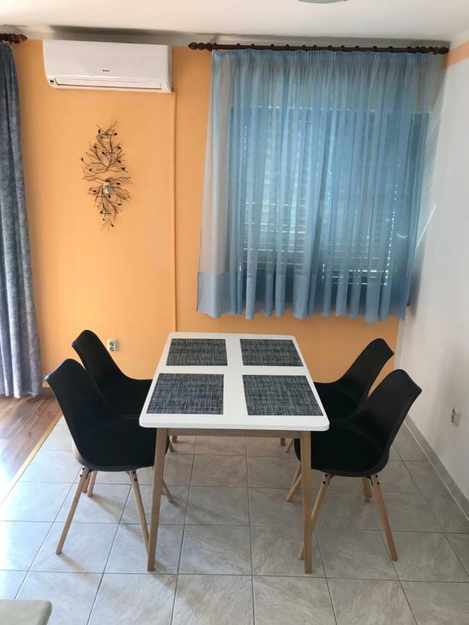 Apartments Lena Baška Eksteriør billede